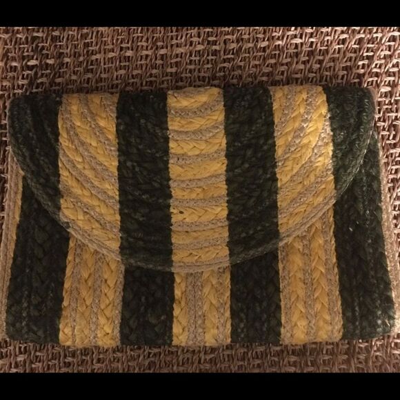 Universal Thread Flap  Wooven Pouch - Picture 1 of 5